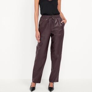 High-Waisted Billie Faux-Leather Ankle
Trouser in Boxwood, Size Medium NWT